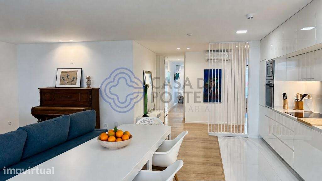 Apartamento T4 com 4 suites, garagem privativa e piscinas em Olhão - Grande imagem: 4/40