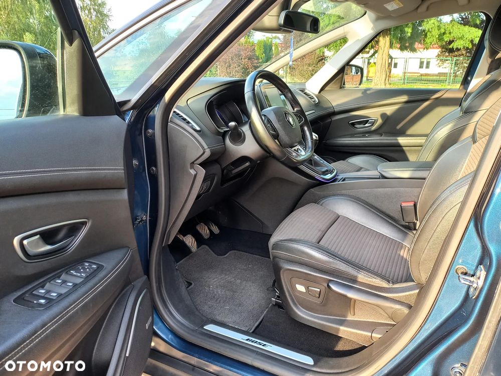 Renault Scenic BLUE dCi 120 BOSE EDITION - 19