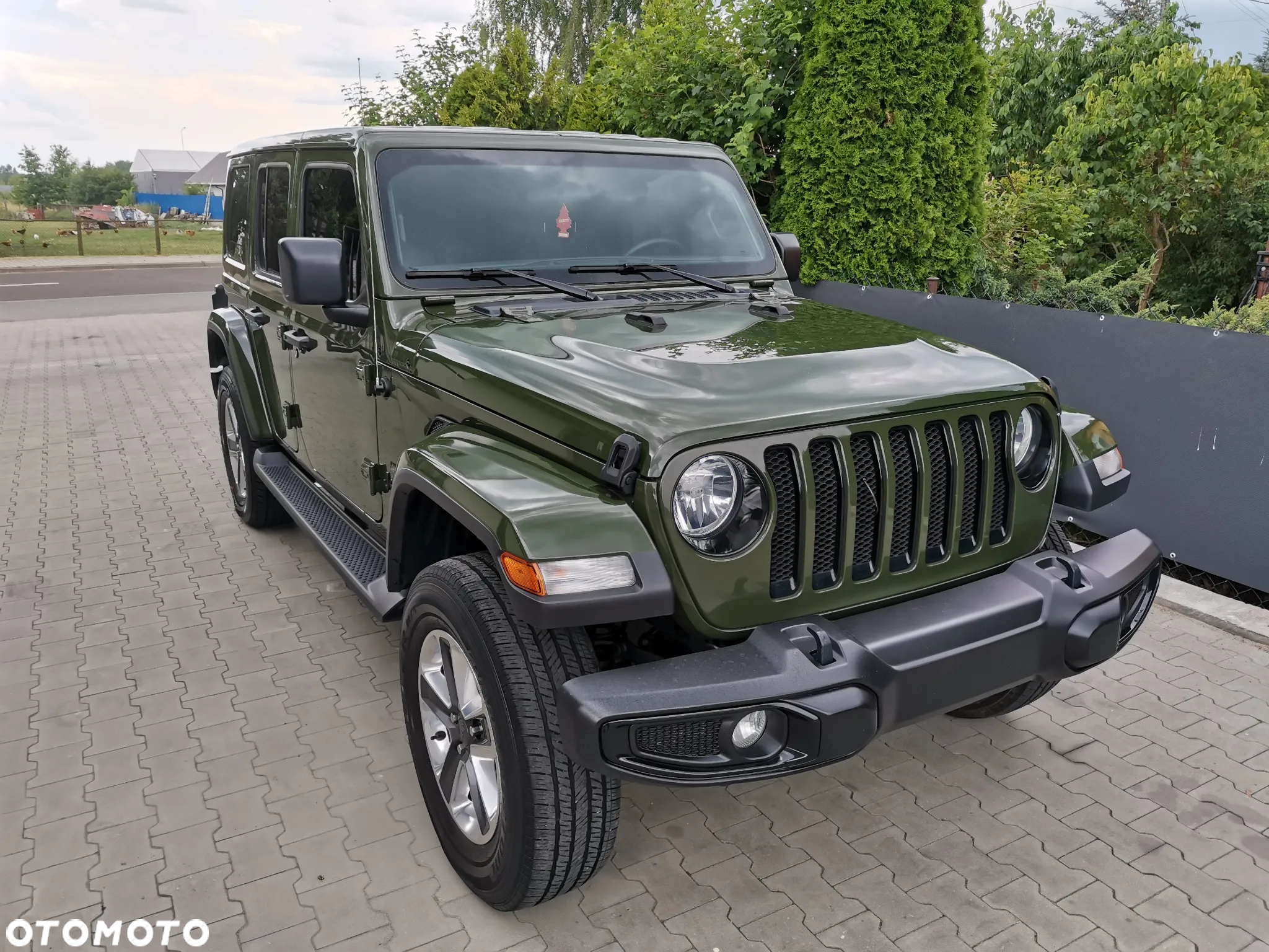 Jeep Wrangler - 16