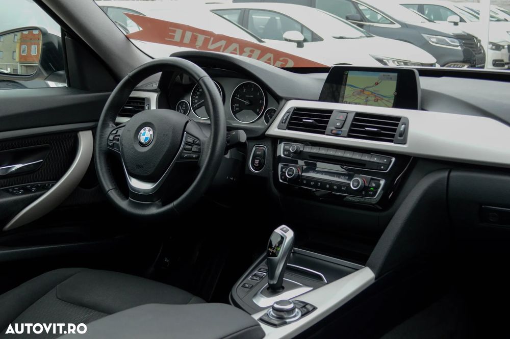 BMW Seria 3 320d Aut. Advantage - 4