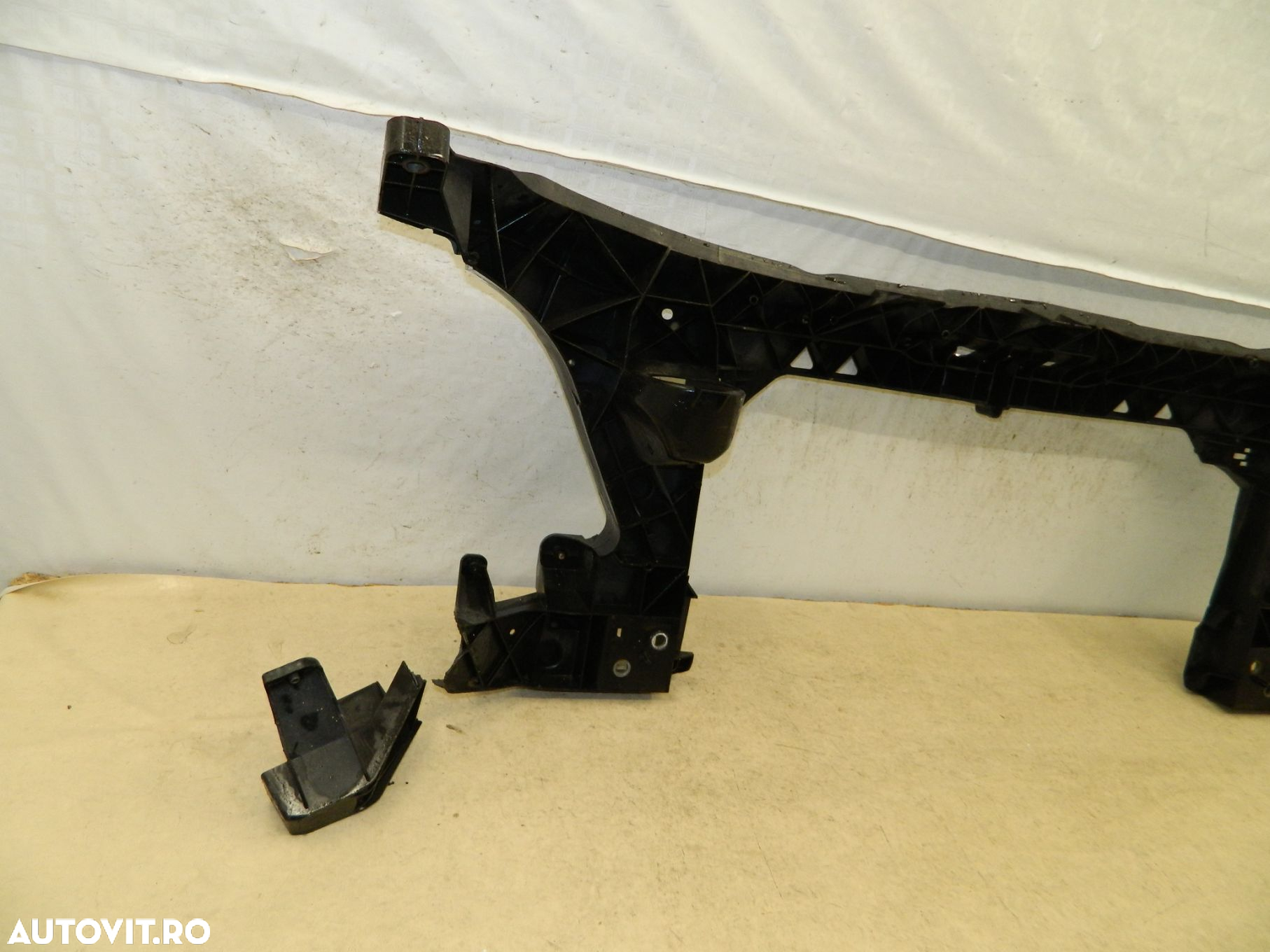 Trager  /  Panou frontal  /  Calandru, Mercedes Sprinter W906, 2007, 2008, 2009, 2010, 2011, 2012, 2013, 2014,, A9068800203 - 4