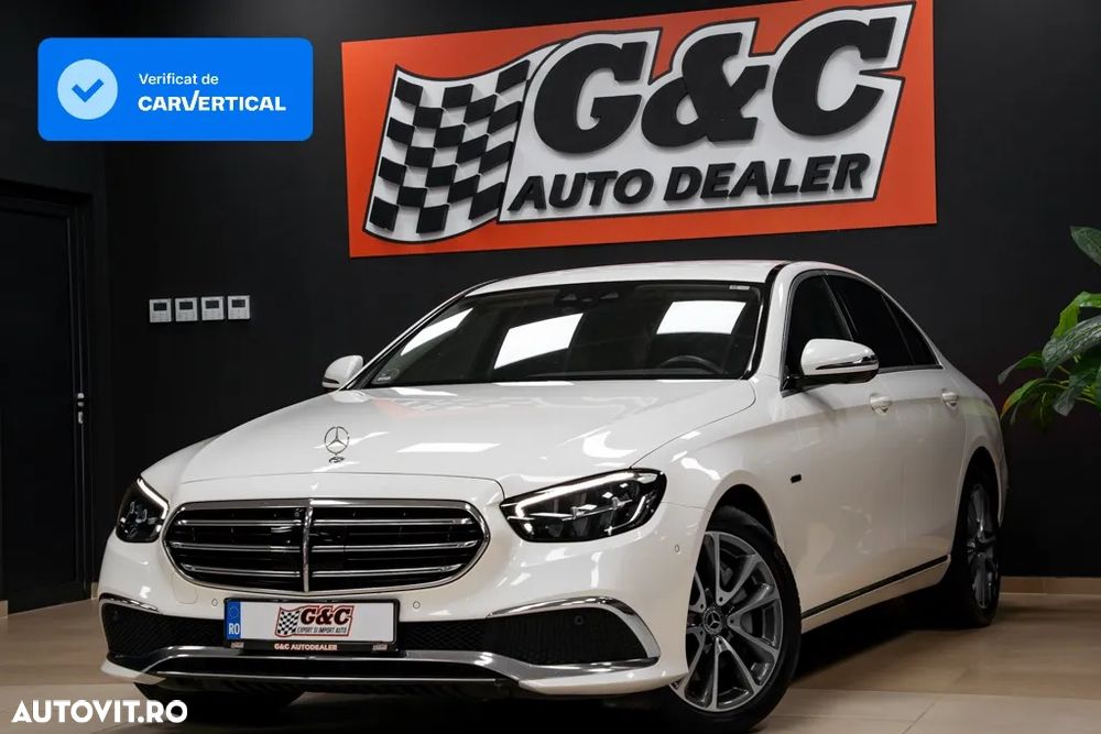 Mercedes-Benz E 300 de Aut. - 2