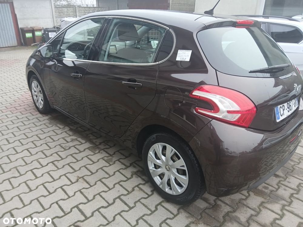 Peugeot 208 82 VTI Allure - 9