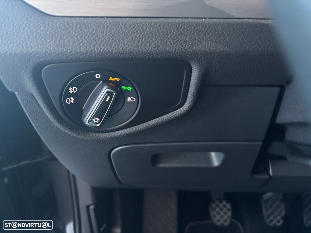 VW Touran 2.0 TDI Confortline - 20