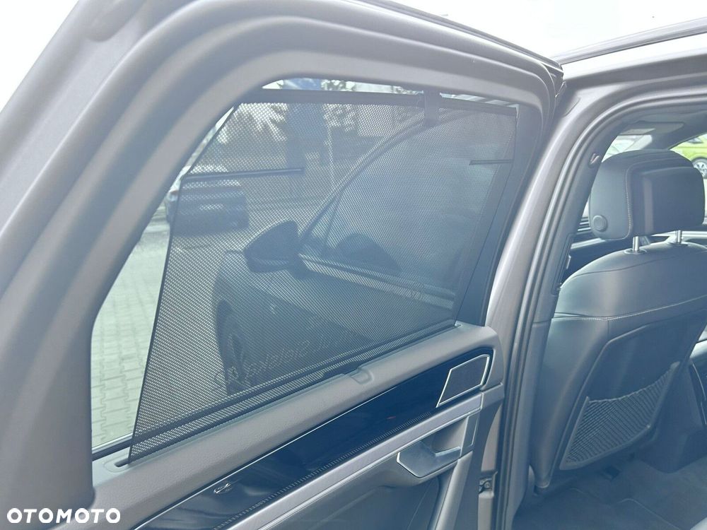 Volkswagen Touareg - 20