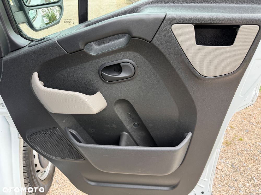 Renault Master - 27