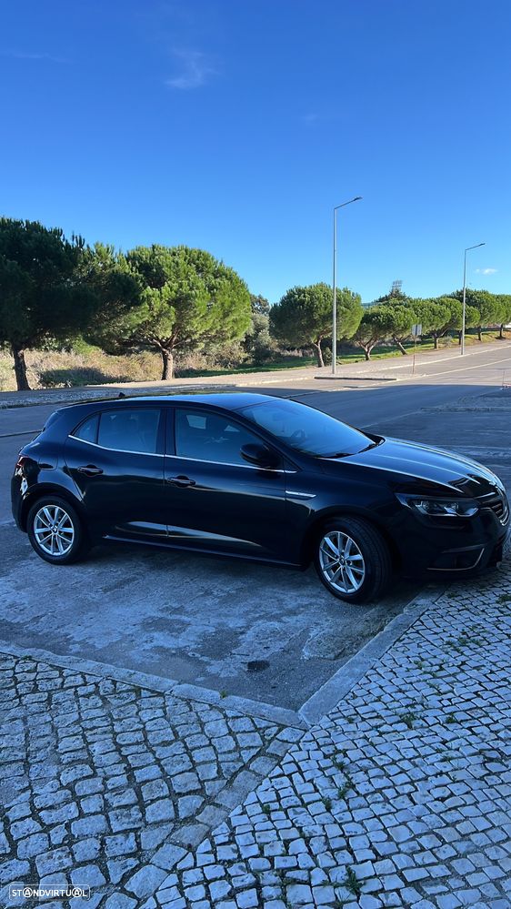 Renault Mégane 1.2 TCE Intens - 1