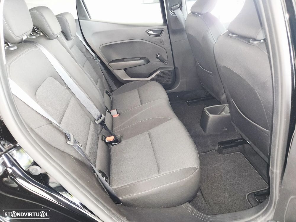 Renault Clio - 33