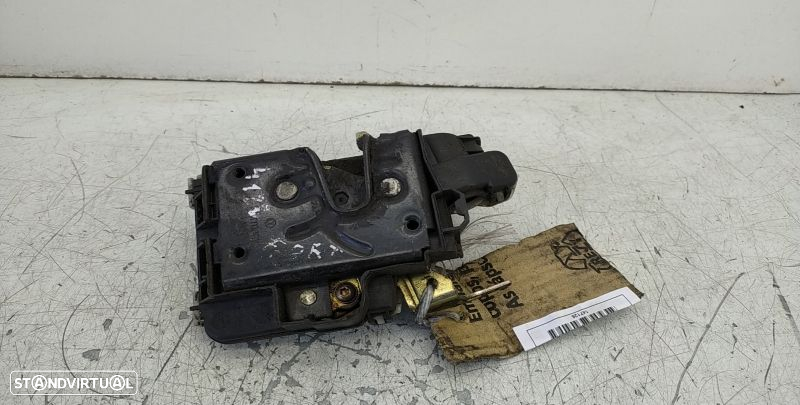 Fecho Porta  Fte Dto Volkswagen Polo (6N1) - 4