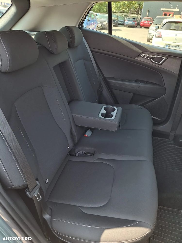 Kia Sportage 1.6 T-GDI MHEV 7DCT HP 4x2 Urban - 30