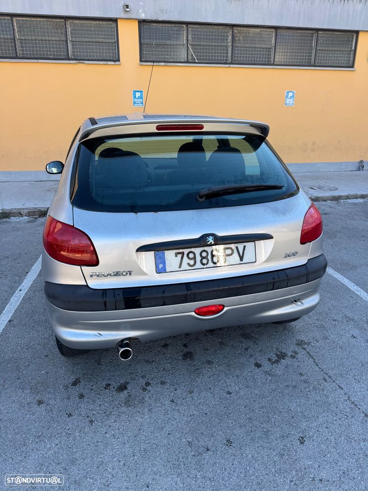 Peugeot 206 - 5