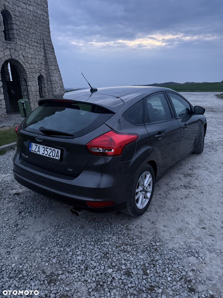 Ford Focus - 14