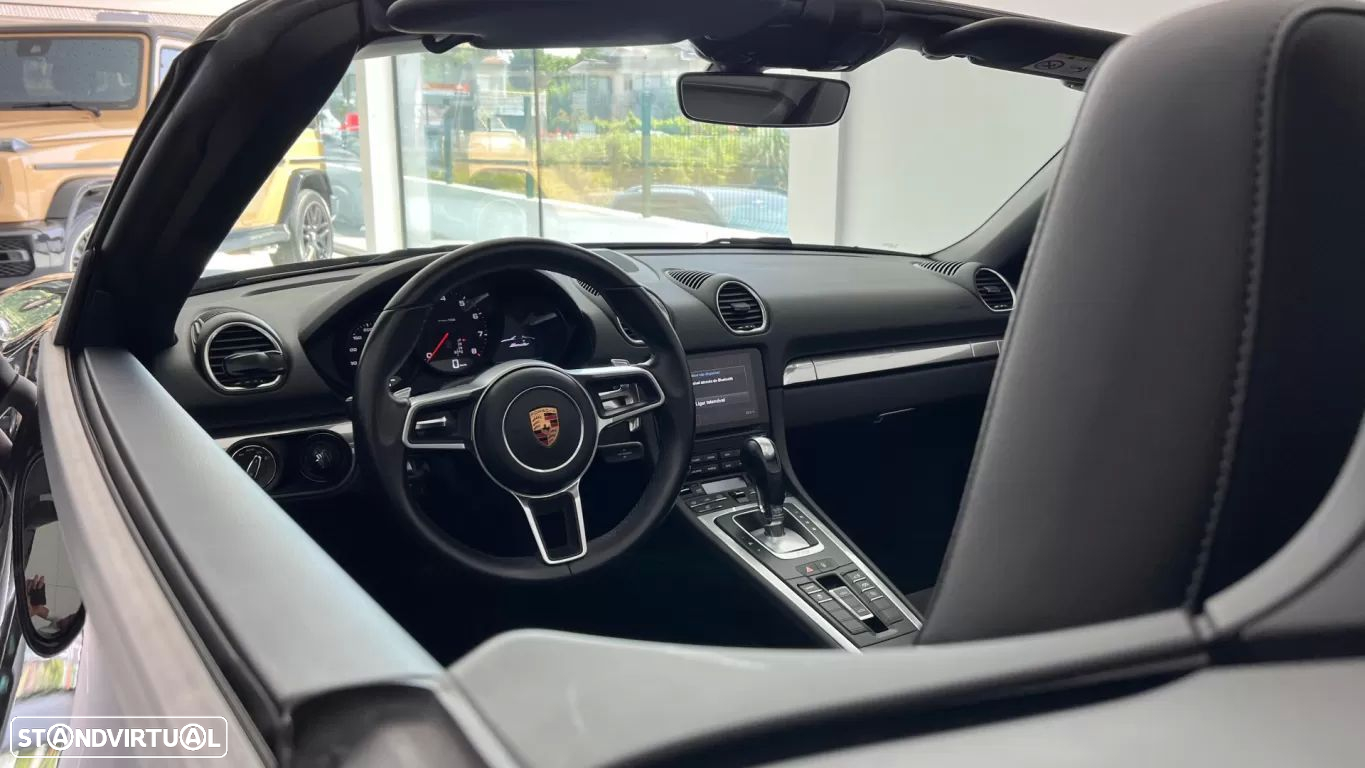 Porsche 718 Cayman 2.0 PDK - 18