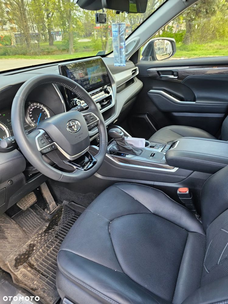 Toyota Highlander - 2