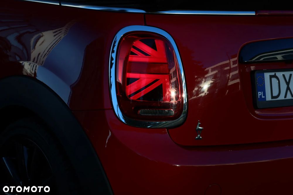 MINI Cooper Sidewalk - 24
