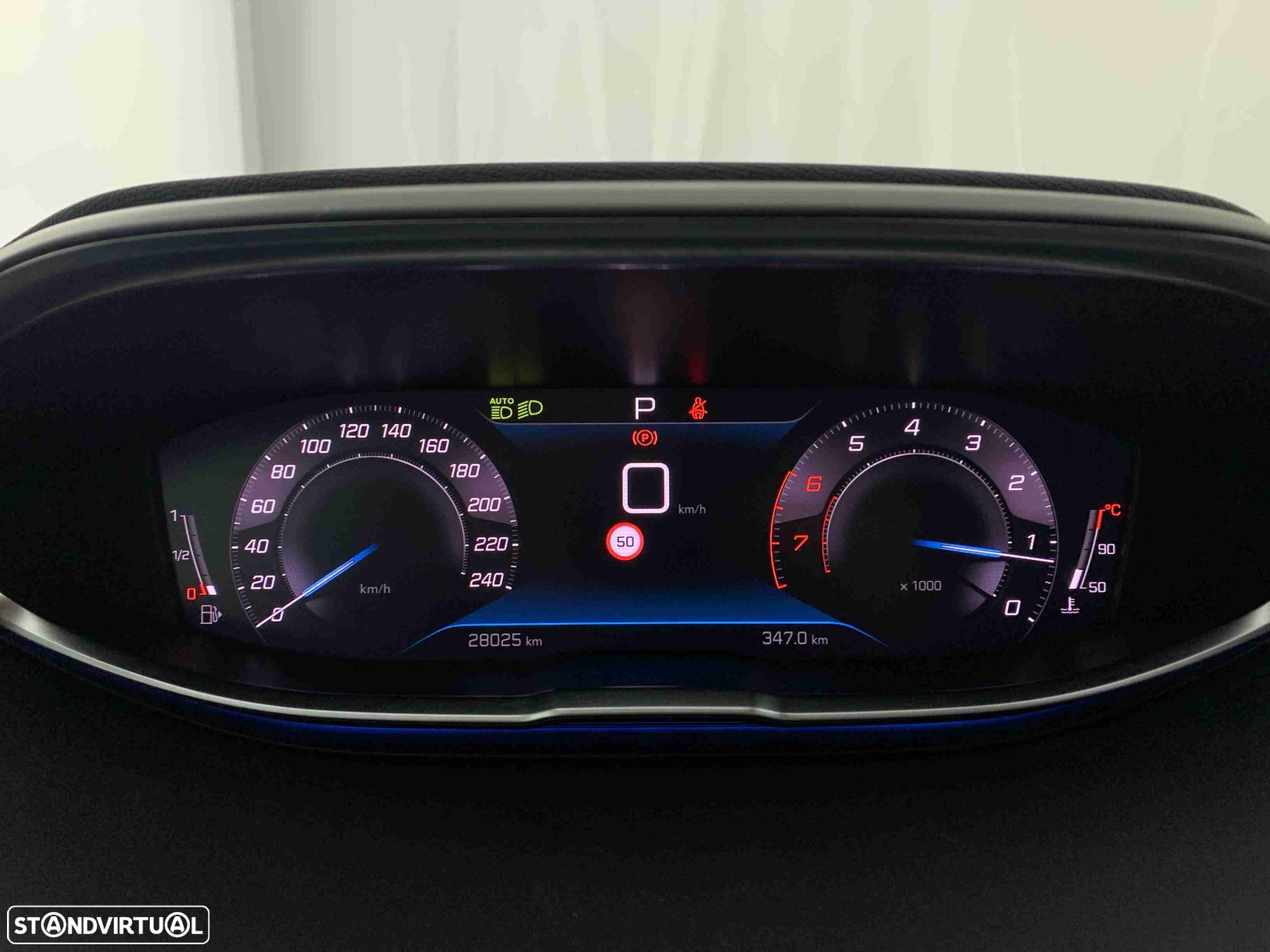 Peugeot 5008 1.2 PureTech Allure Pack EAT8 - 8