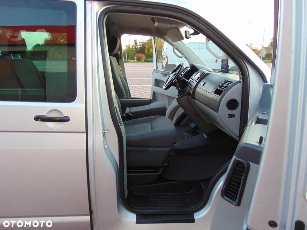 Volkswagen Transporter T5 TDI L2H1 - 26