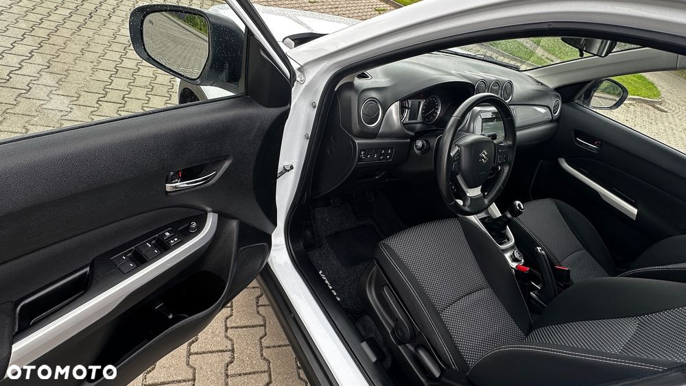 Suzuki Vitara 1.6 DDiS (4x4) Allgrip Comfort - 11