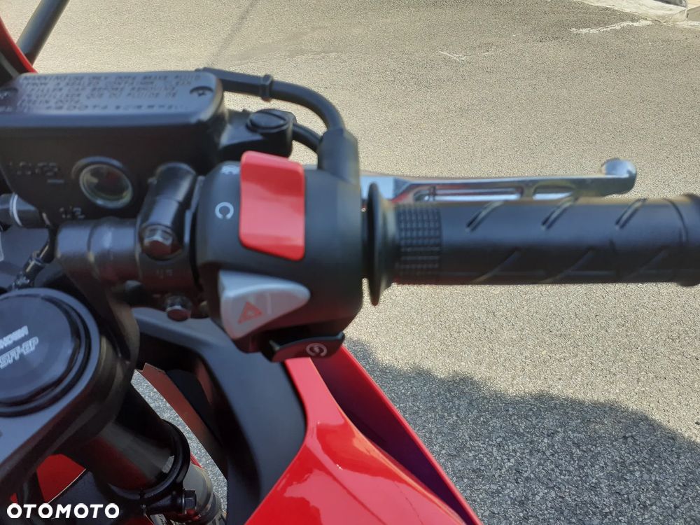 Honda CBR - 6