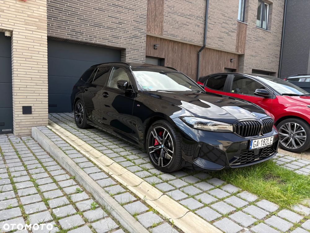 BMW Seria 3 330i xDrive M Sport - 1