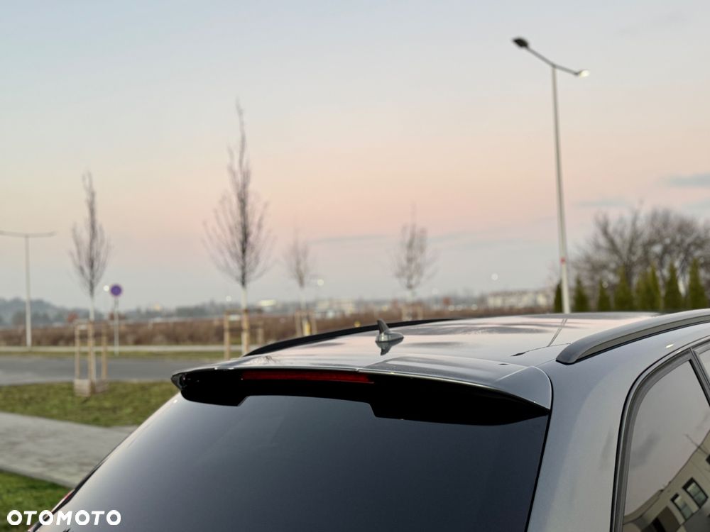 Audi A4 Avant 2.0 TDI DPF clean diesel S line Sportpaket - 9