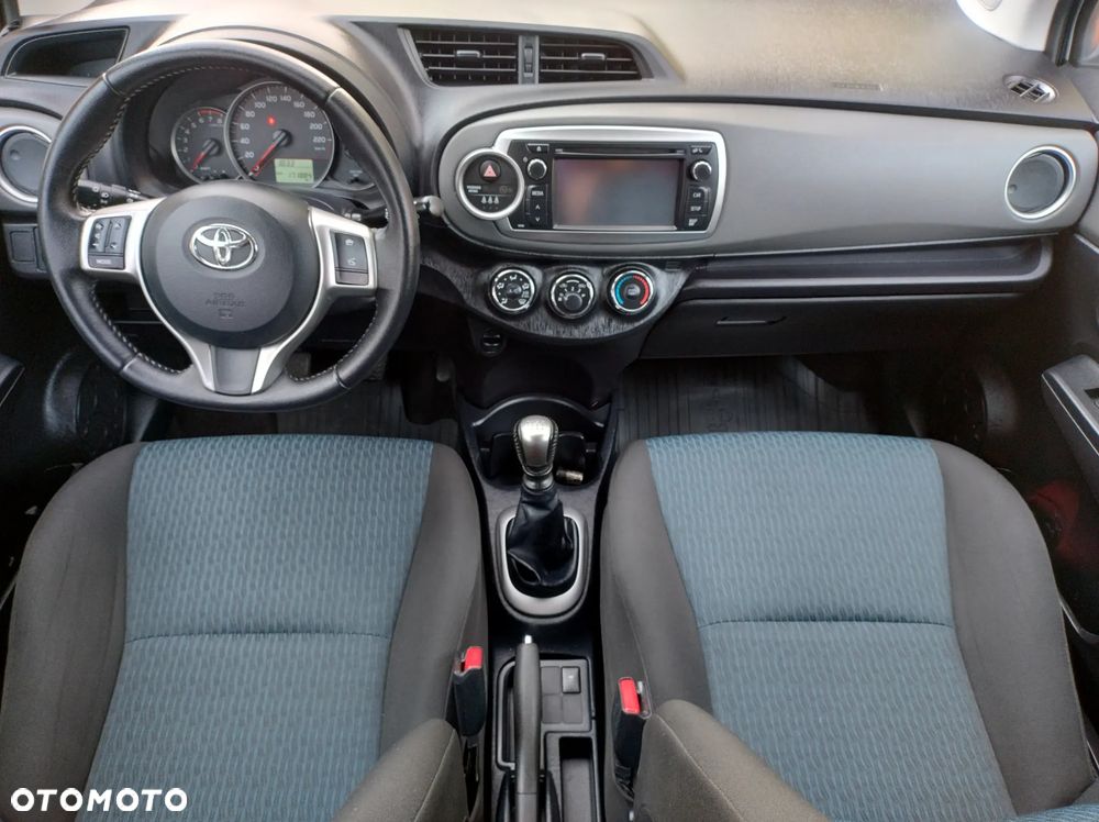 Toyota Yaris 1.33 VVT-i Life - 35