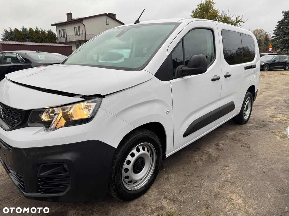 Peugeot Partner L2 S&S Pro EAT8 (bryg.) - 21