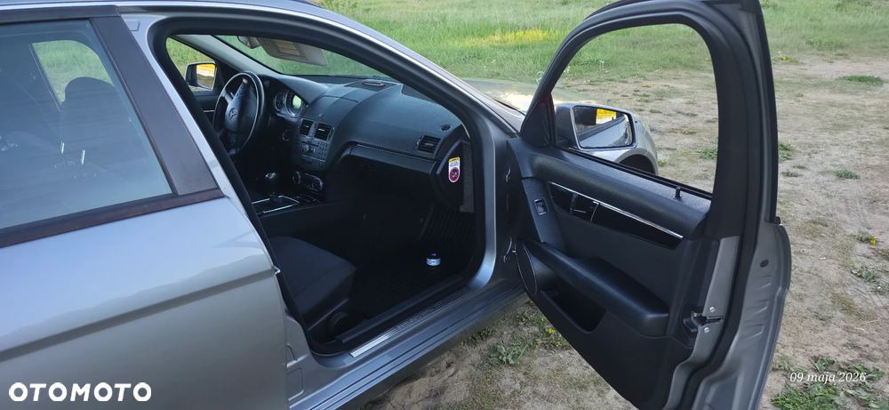 Mercedes-Benz Klasa C 180 Kompressor BlueEFFICIENCY Avantgarde - 7