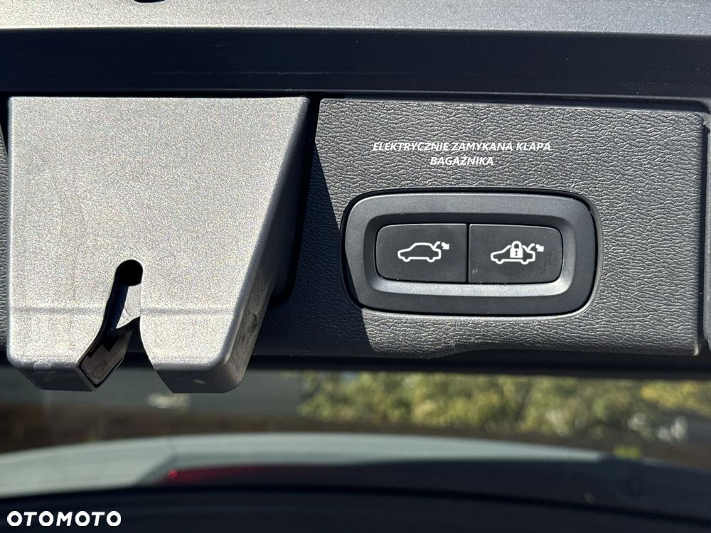 Volvo XC 60 B5 D AWD Geartronic RDesign - 40