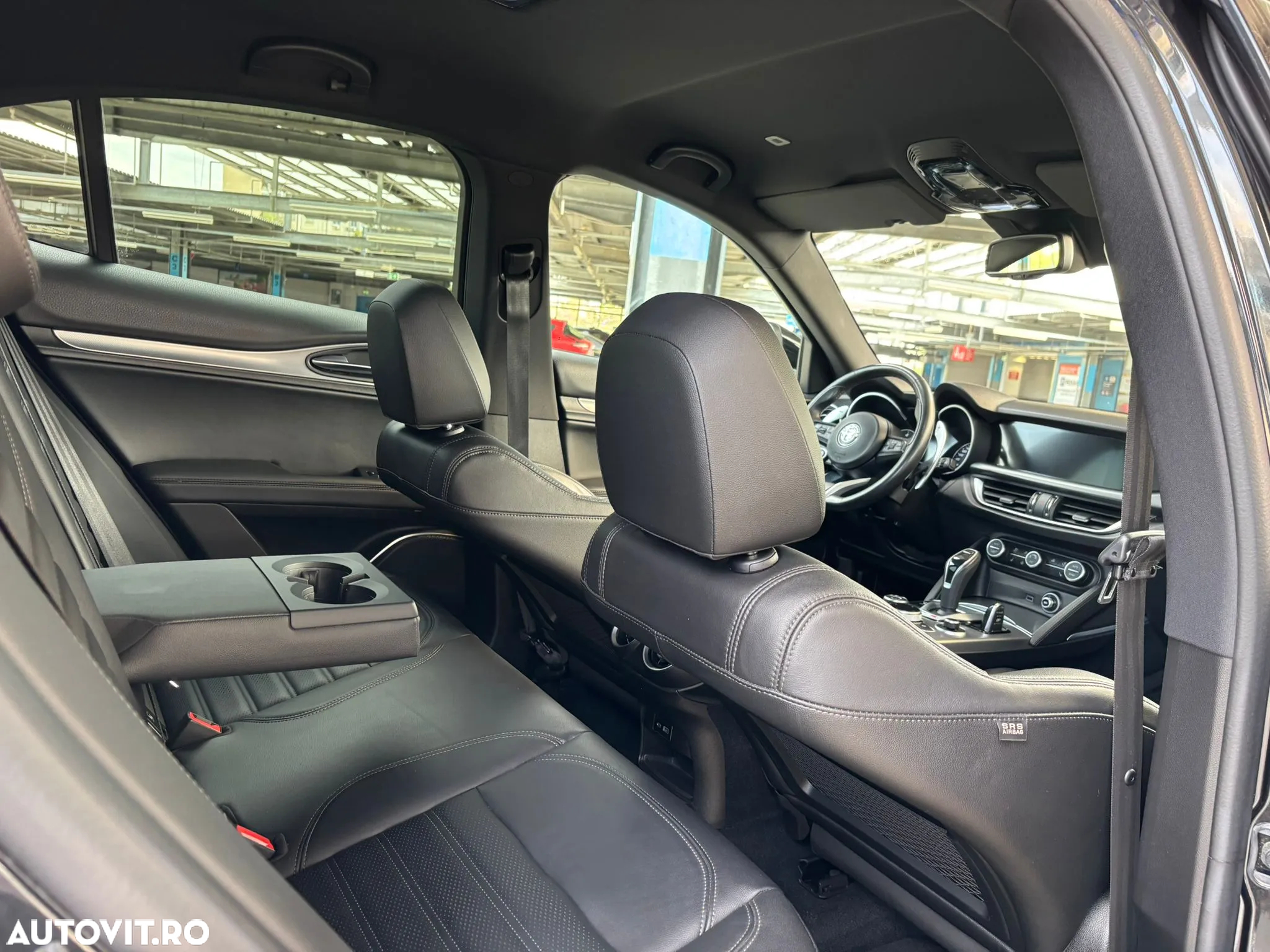 Alfa Romeo Stelvio 2.2 JTDM AWD AT8 Veloce - 10