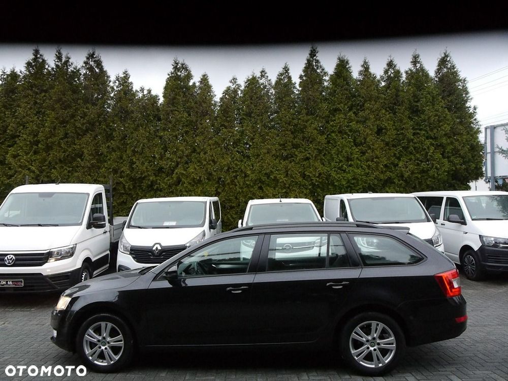 Skoda Octavia 1.6 TDI Family DSG - 10