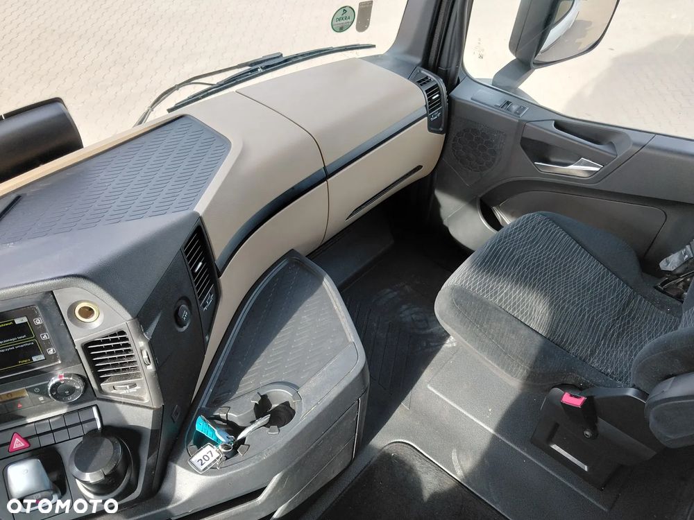 Mercedes-Benz ACTROS 5 1851 LS - 16