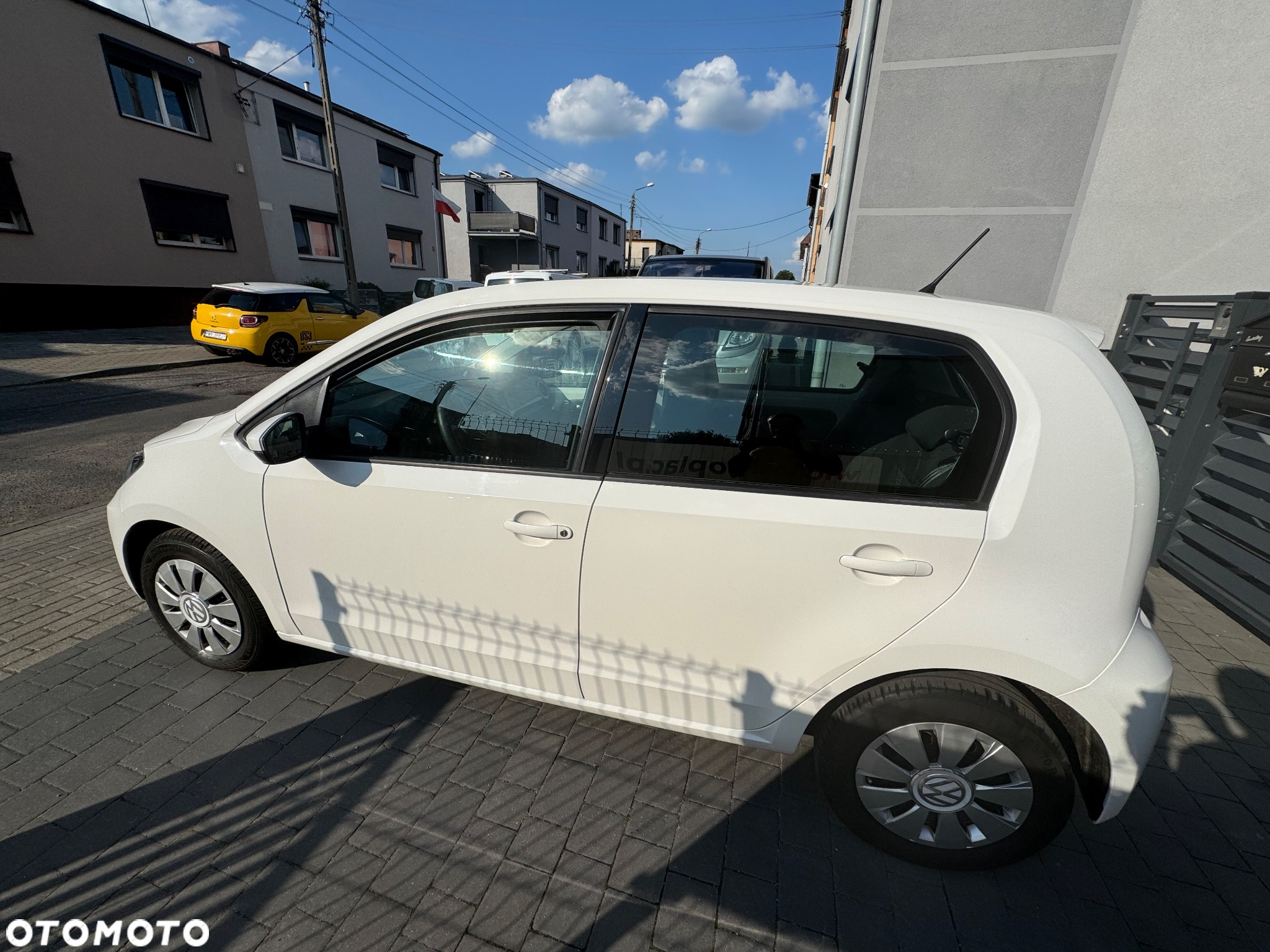 Volkswagen up! - 21