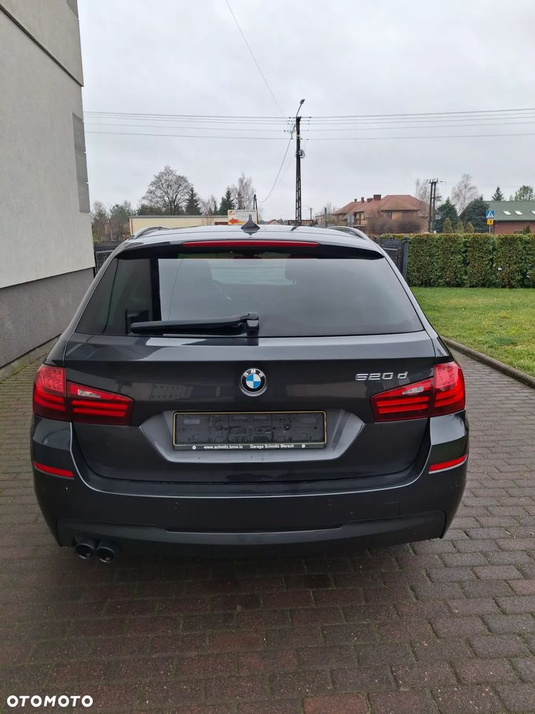 BMW Seria 5 520d Sport-Aut - 6