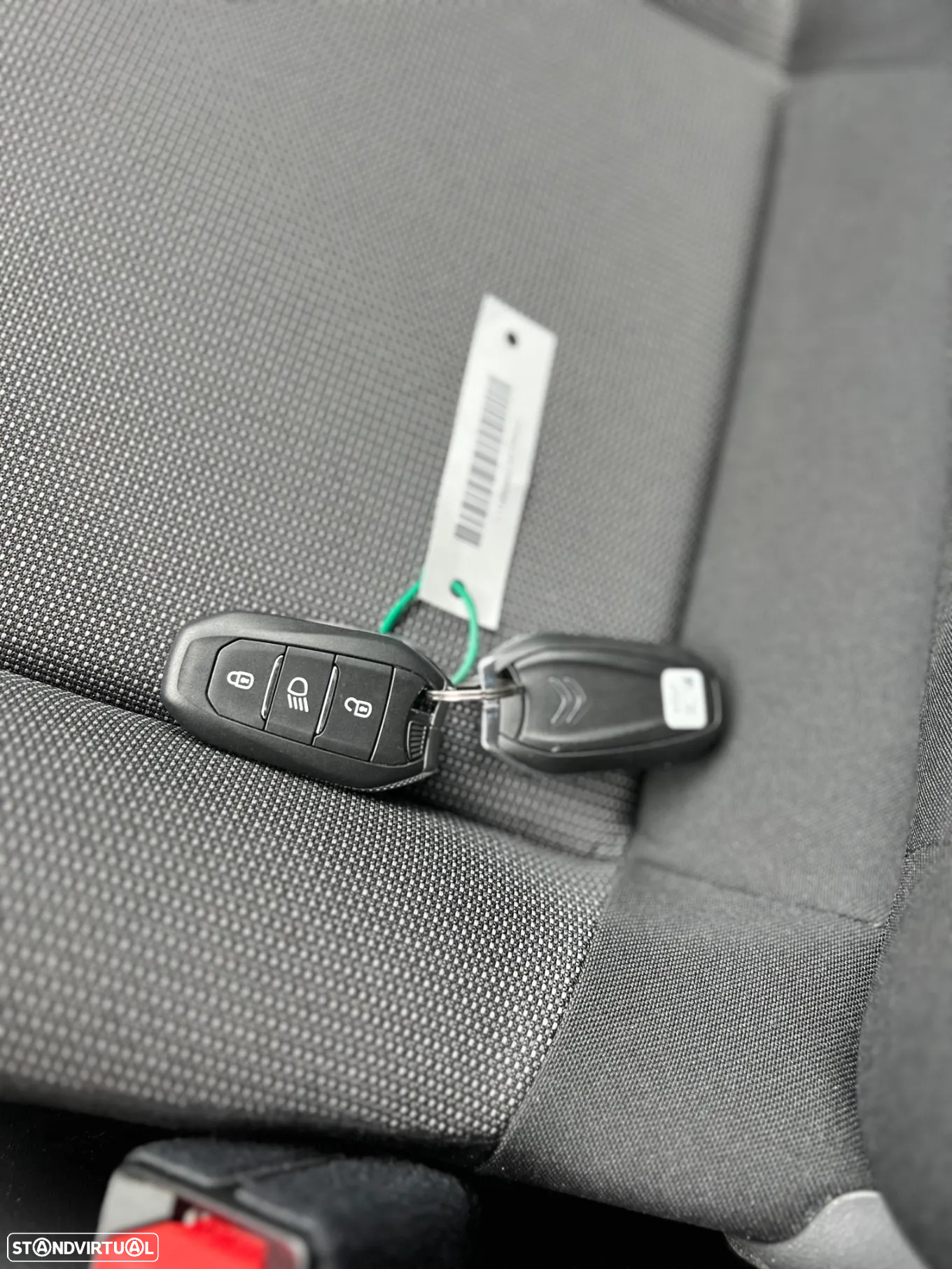 Citroën C3 1.2 PureTech Shine Pack - 7