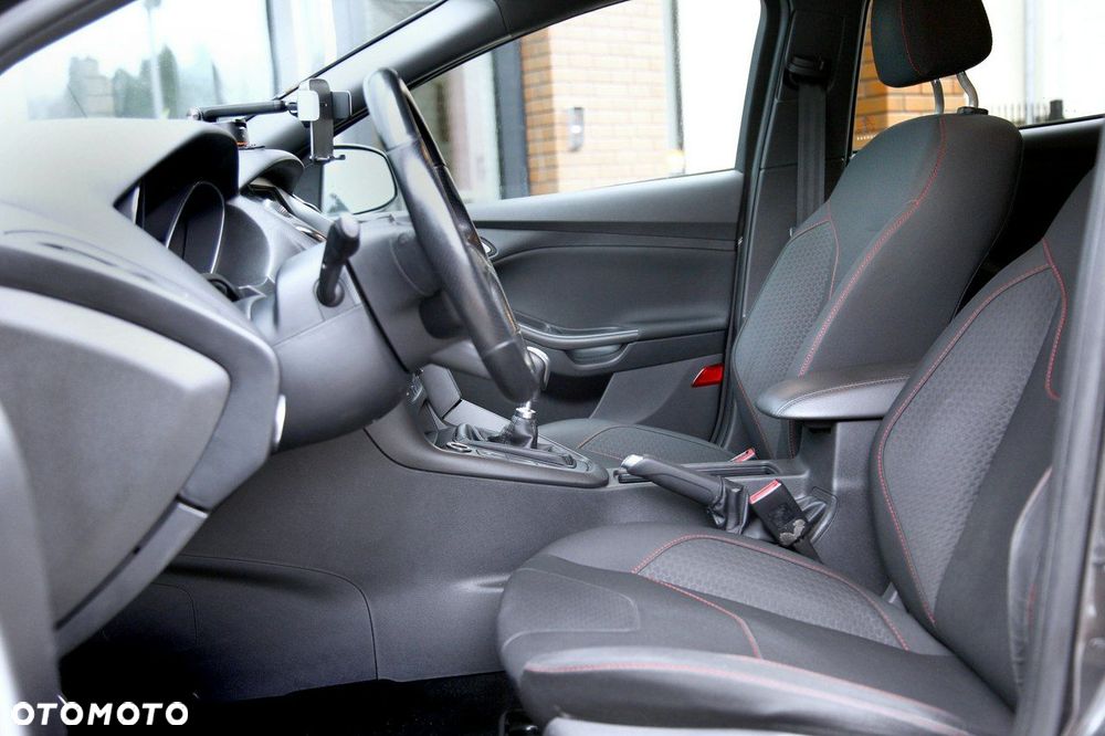 Ford Focus 1.0 EcoBoost ST-Line Style - 15