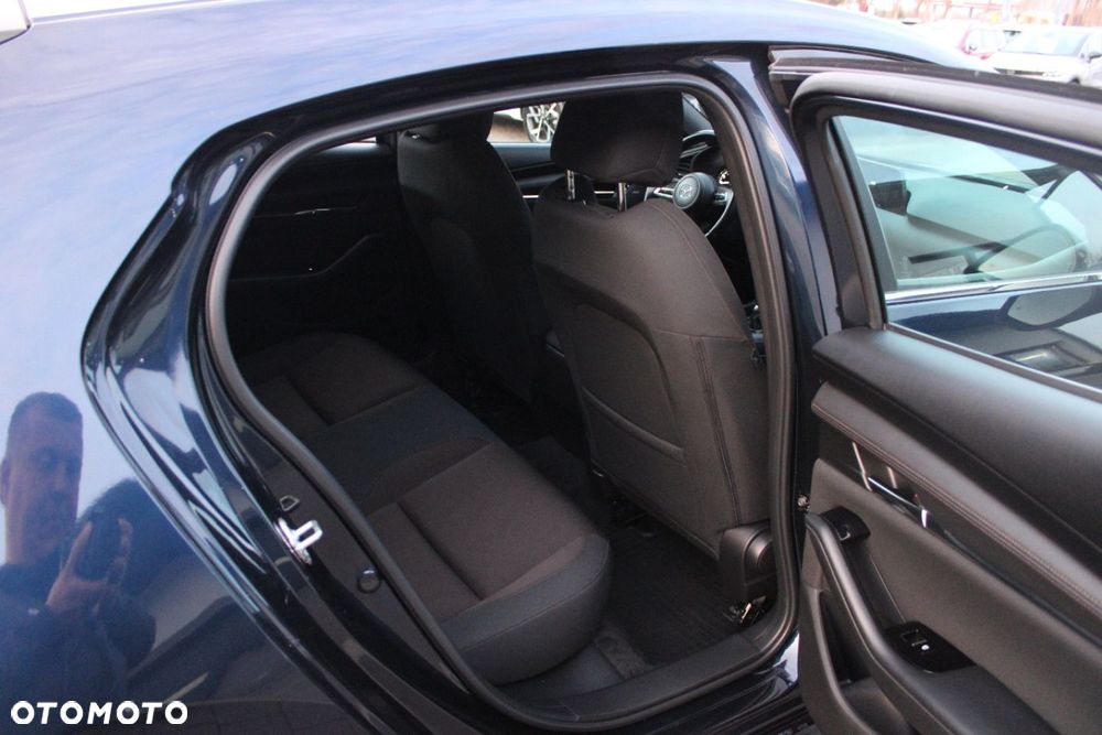 Mazda 3 - 25