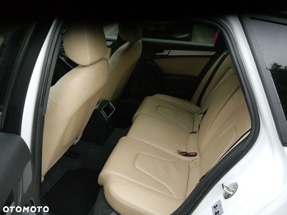 Audi A4 Avant - 25