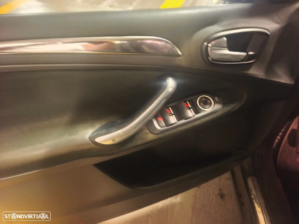 Ford S-Max 1.8 TDCi Titanium 7L - 14