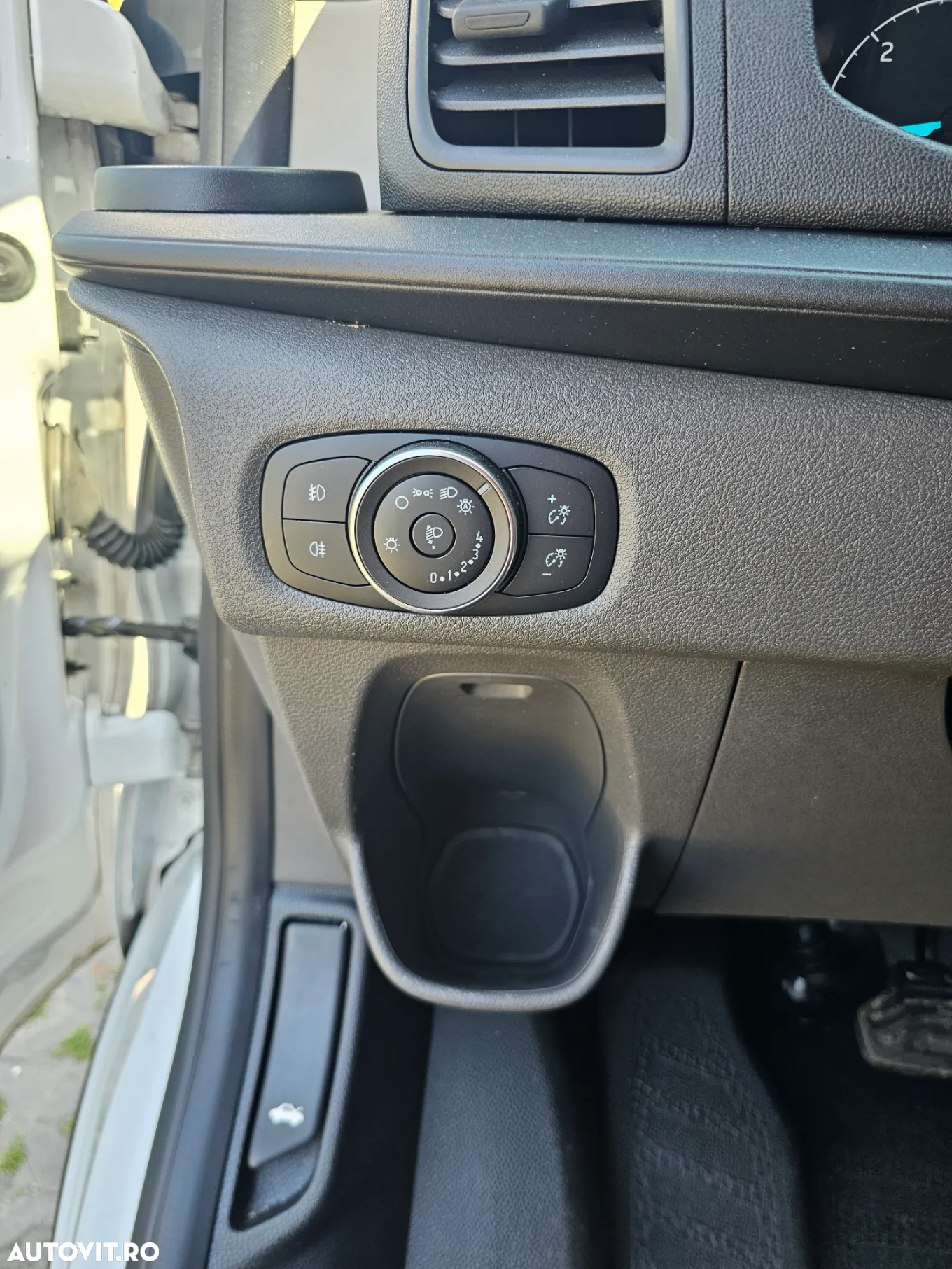 Ford Transit Custom - 13