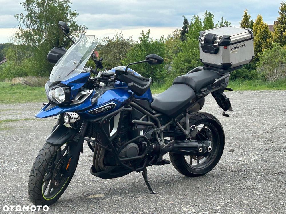 Triumph Tiger - 2