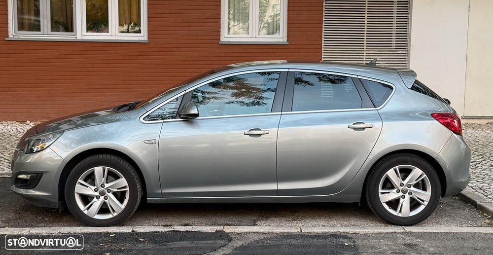 Opel Astra 1.6 CDTi Cosmo Start/Stop - 2