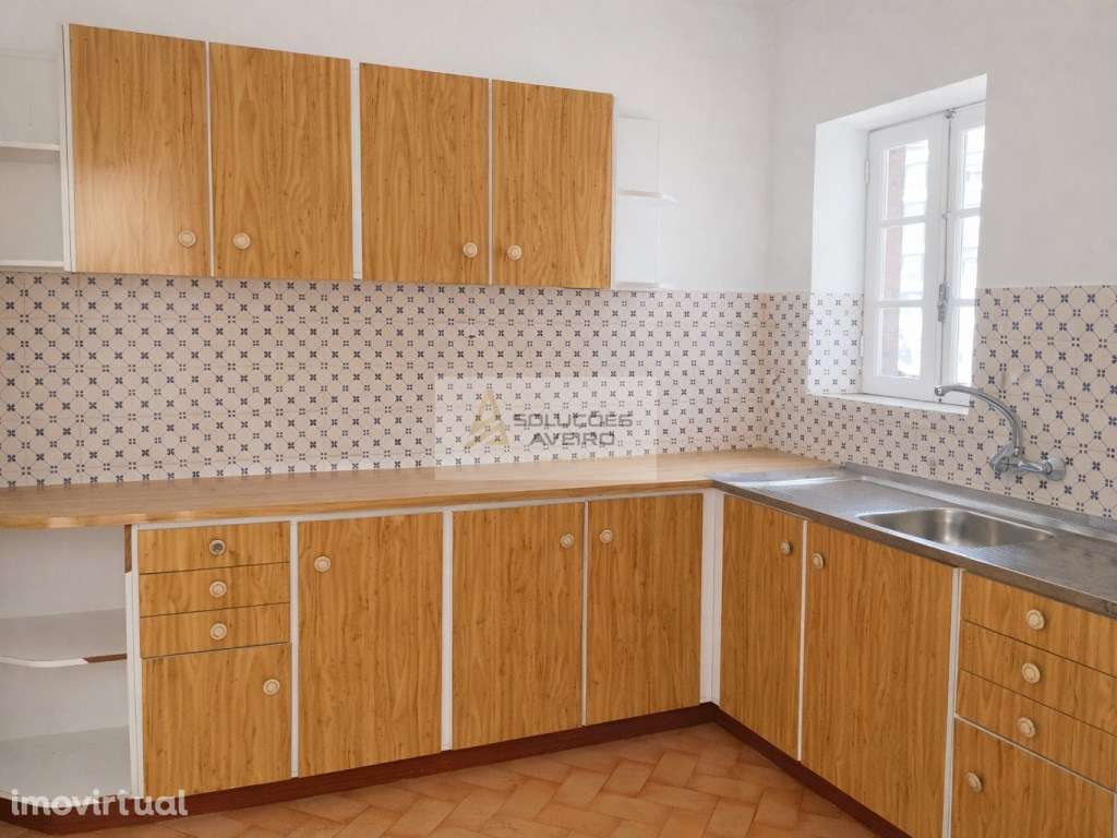 Apartamento T3 com Terraço e Garagem no Centro Águeda - Grande imagem: 3/15