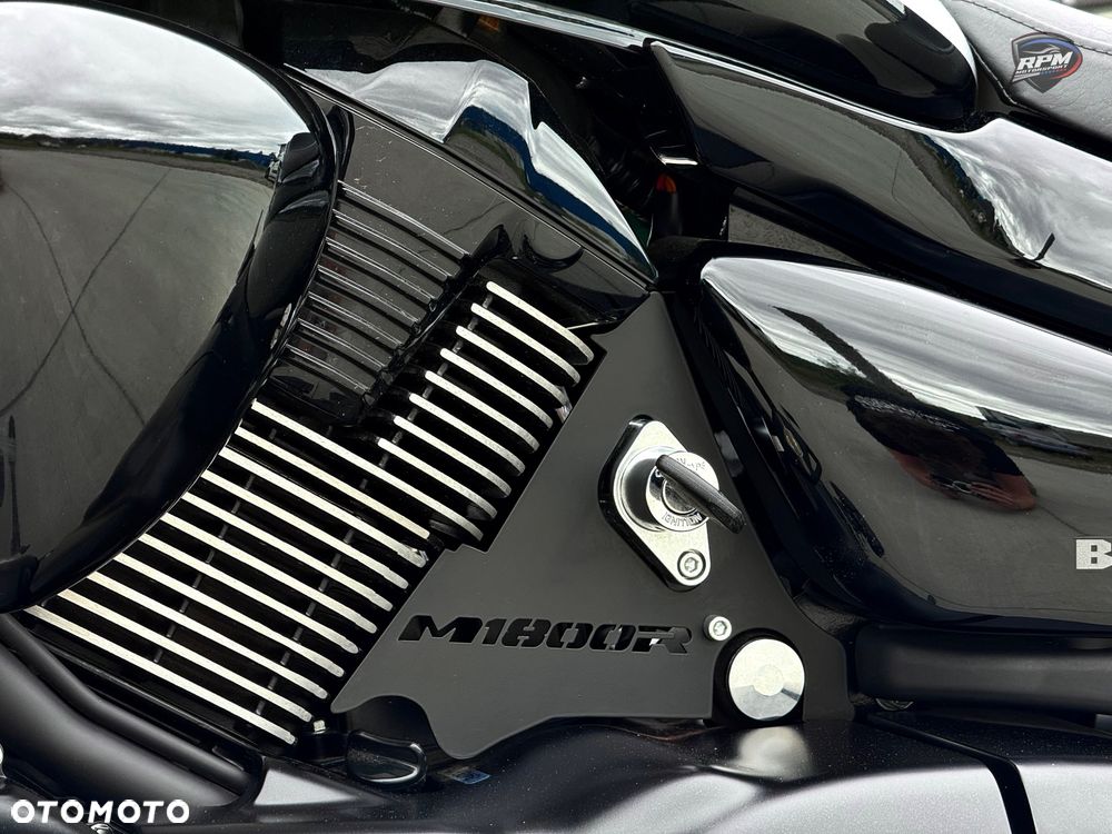 Suzuki Boulevard - 36