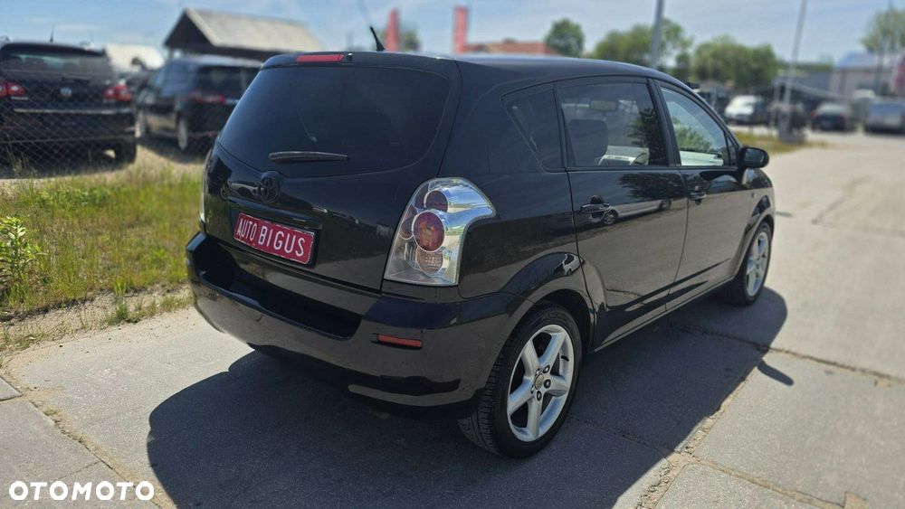 Toyota Corolla Verso - 9