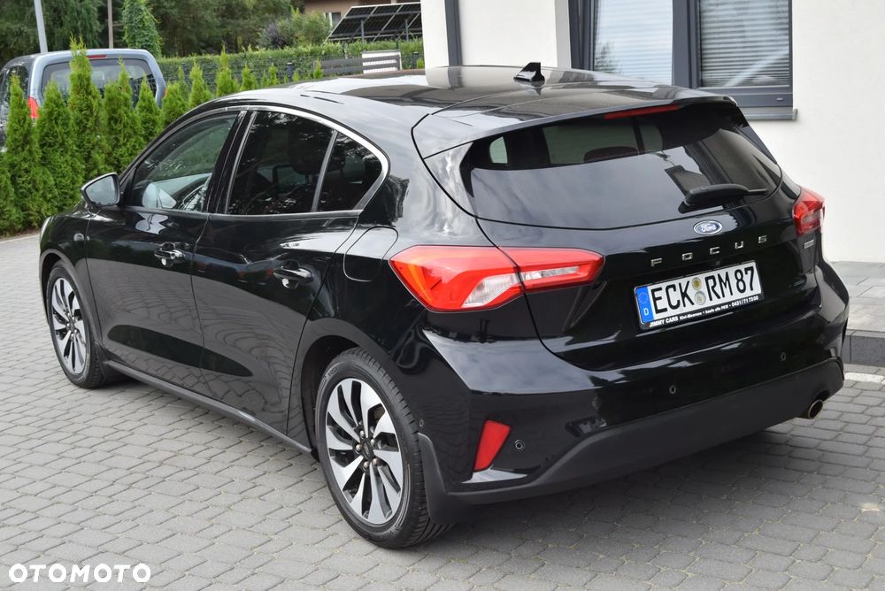 Ford Focus 1.0 EcoBoost STart-Stopp-System TITANIUM - 5