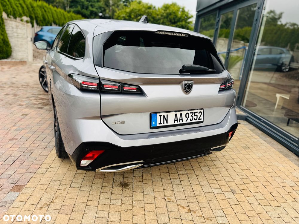 Peugeot 308 BlueHDi 130 EAT8 Allure Pack - 26