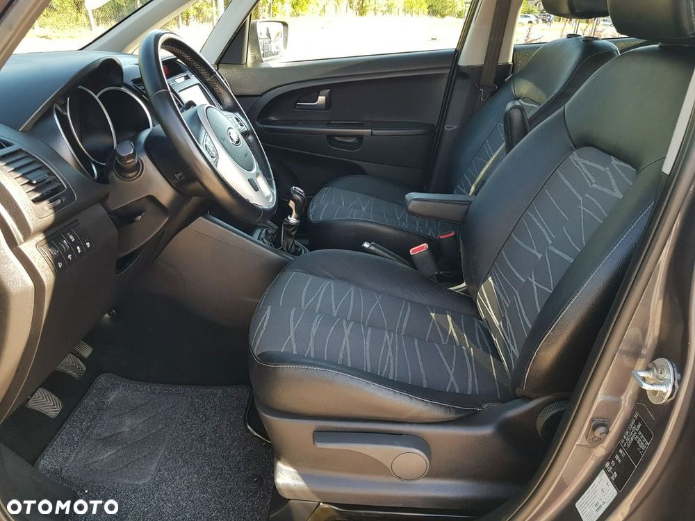 Kia Venga 1.4 CVVT Spirit - 9