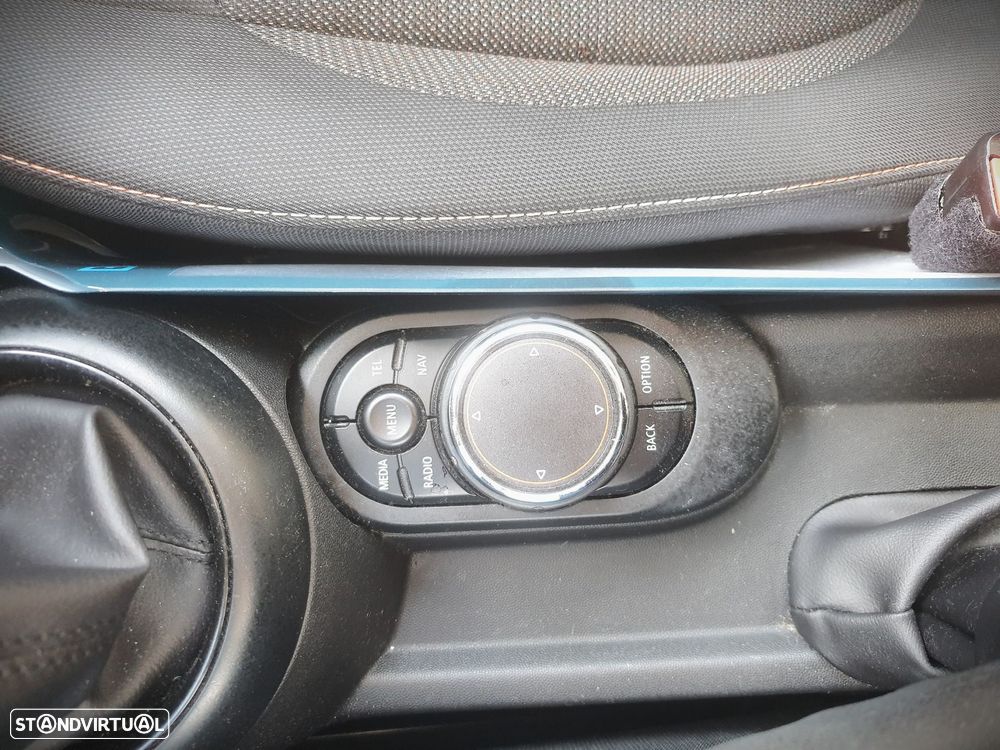MINI 3 Portas Cooper D - 21
