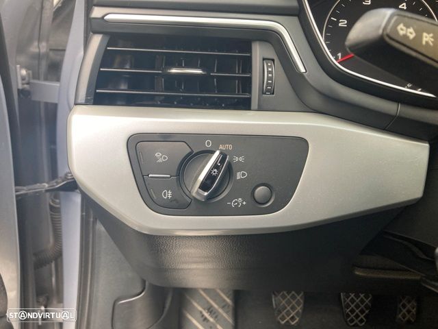 Audi A4 Avant 2.0 TDI Advance - 19